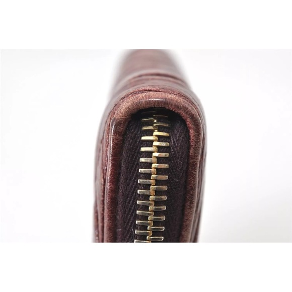 Miu Miu Red Quilted Leather Wallet with Gold Zipper - Picture 11 of 11